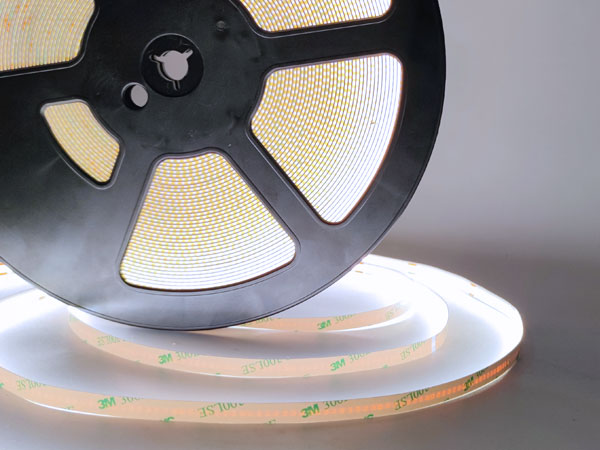 LED pásek COB 24V / 480LED / 11W / 6000K / IP20 / 8mm